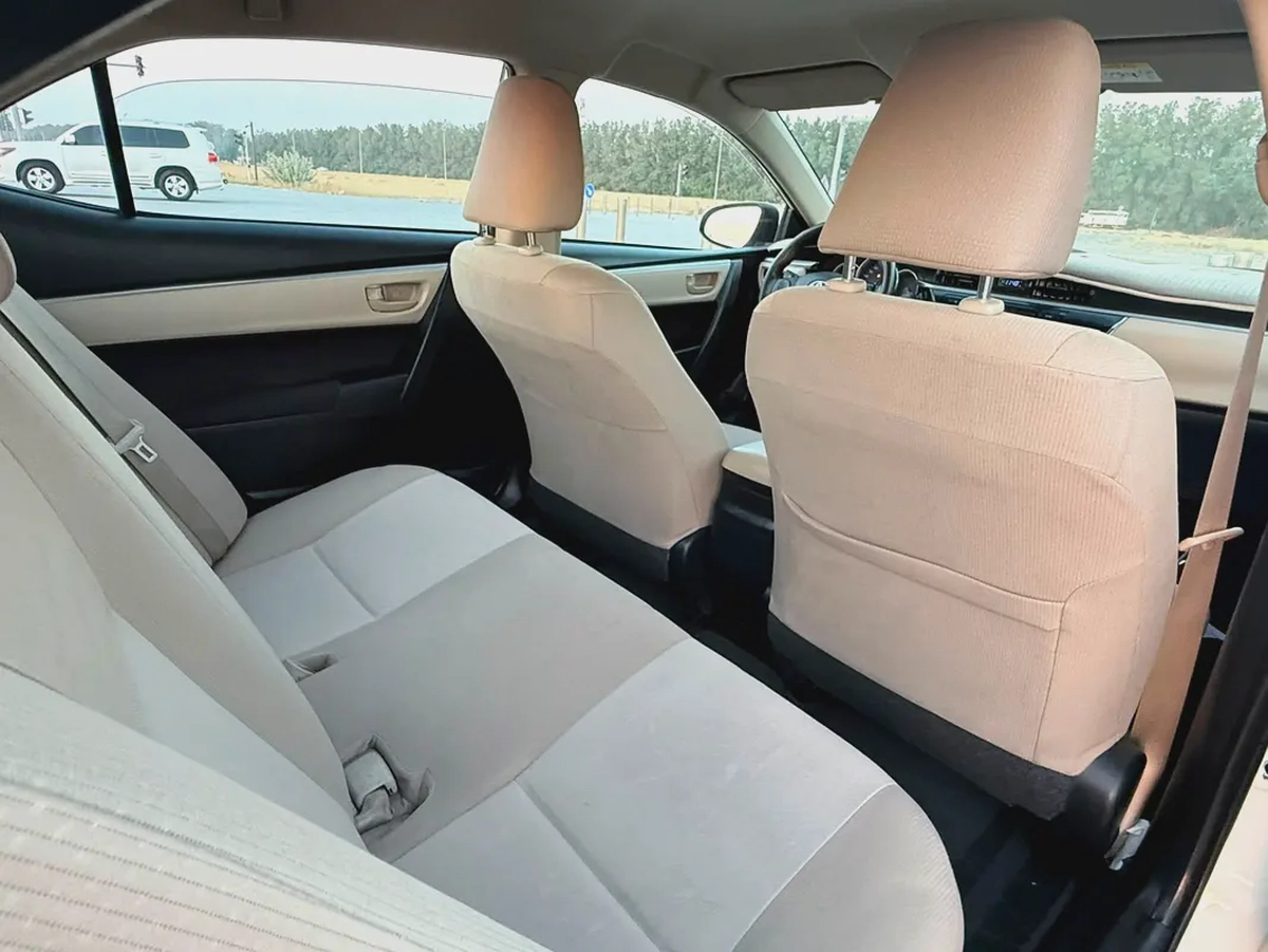 2016 Toyota Corolla SE - GCC Specs - Reliable Fuel Efficient-14-14