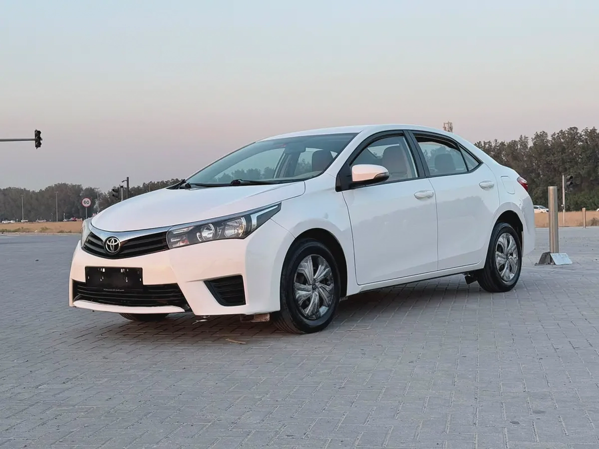 2016 Toyota Corolla SE - GCC Specs - Reliable Fuel Efficient-4-4