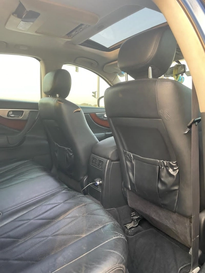 Infiniti qx70 in good condition-5