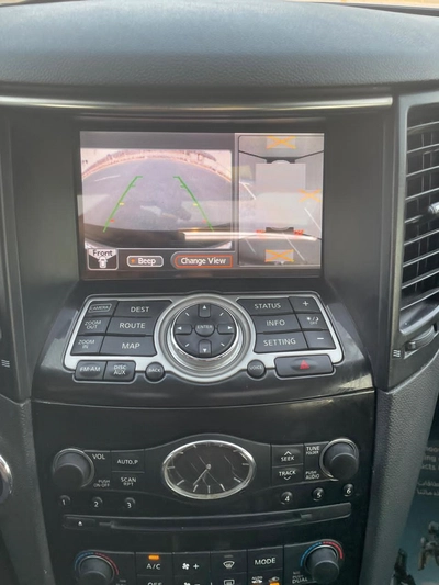 Infiniti qx70 in good condition-4