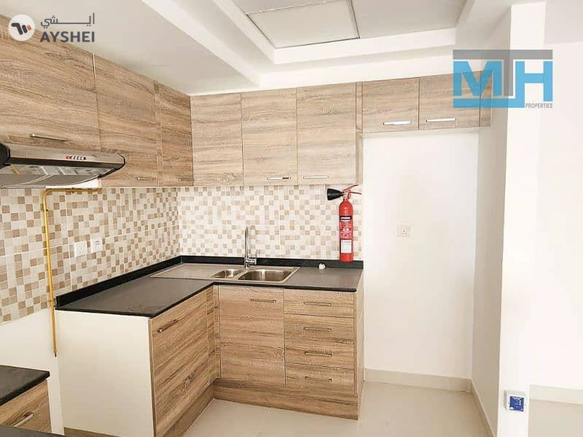 Arabian, Canal Residence West, Dubai Sports City, Dubai-4-4