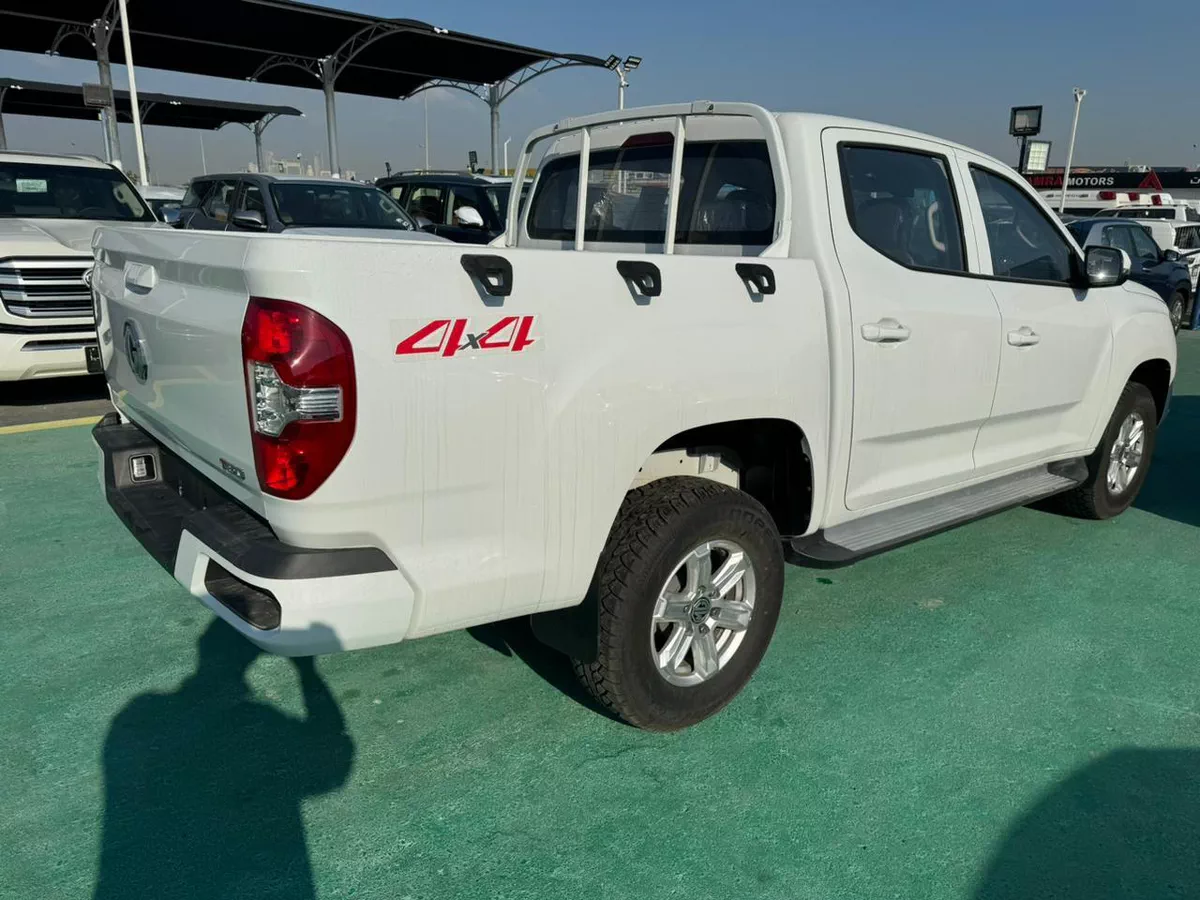 2022 MG T60 Pickup – Diesel AWD with Black Interior-7-7