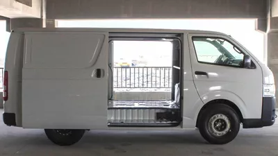 Toyota Hiace GL Toyota hiace cargo standard 2.7L V4 PETROL-8
