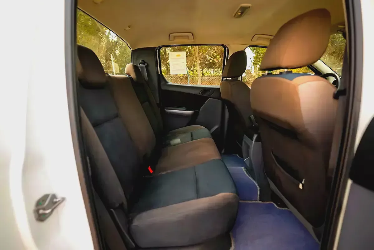 Mazda BT-50 | Double Cabin 4X2 | Manual | GCC Specs | Ref#M72436-11-11