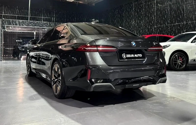 2025 BMW 520i | GCC | AGMC Warranty 2027 | AGMC Service 2027-13