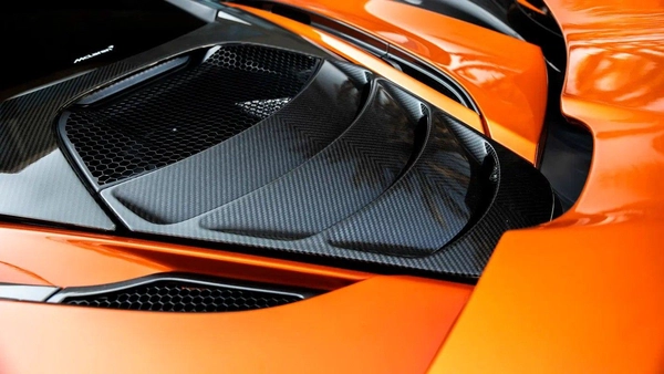For sale McLaren 720S, 4.0 l, 2018 in Dubai