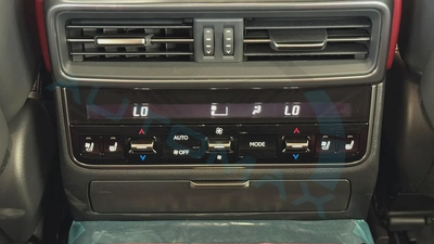 ( Only For Export ) 2026 Lexus LX 700h F Sport 3.5TT V6 Hybrid AWD GCC BRAND NEW-15
