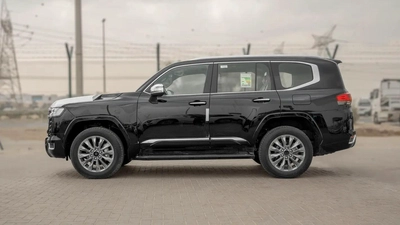 2026 Toyota Land Cruiser VXR 3.5L AT Petrol (Full option) - Black-15