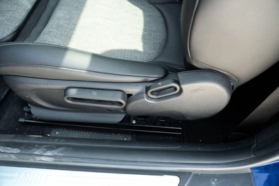 Mini Cooper STD | GCC Specs | Original Paint | Low Mileage-6