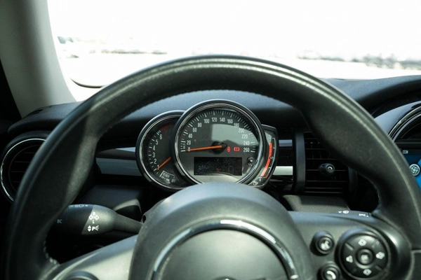 Mini Cooper STD | GCC Specs | Original Paint | Low Mileage