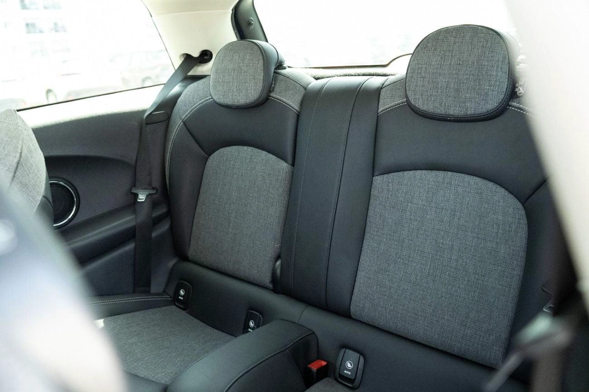 Mini Cooper STD | GCC Specs | Original Paint | Low Mileage-21-0