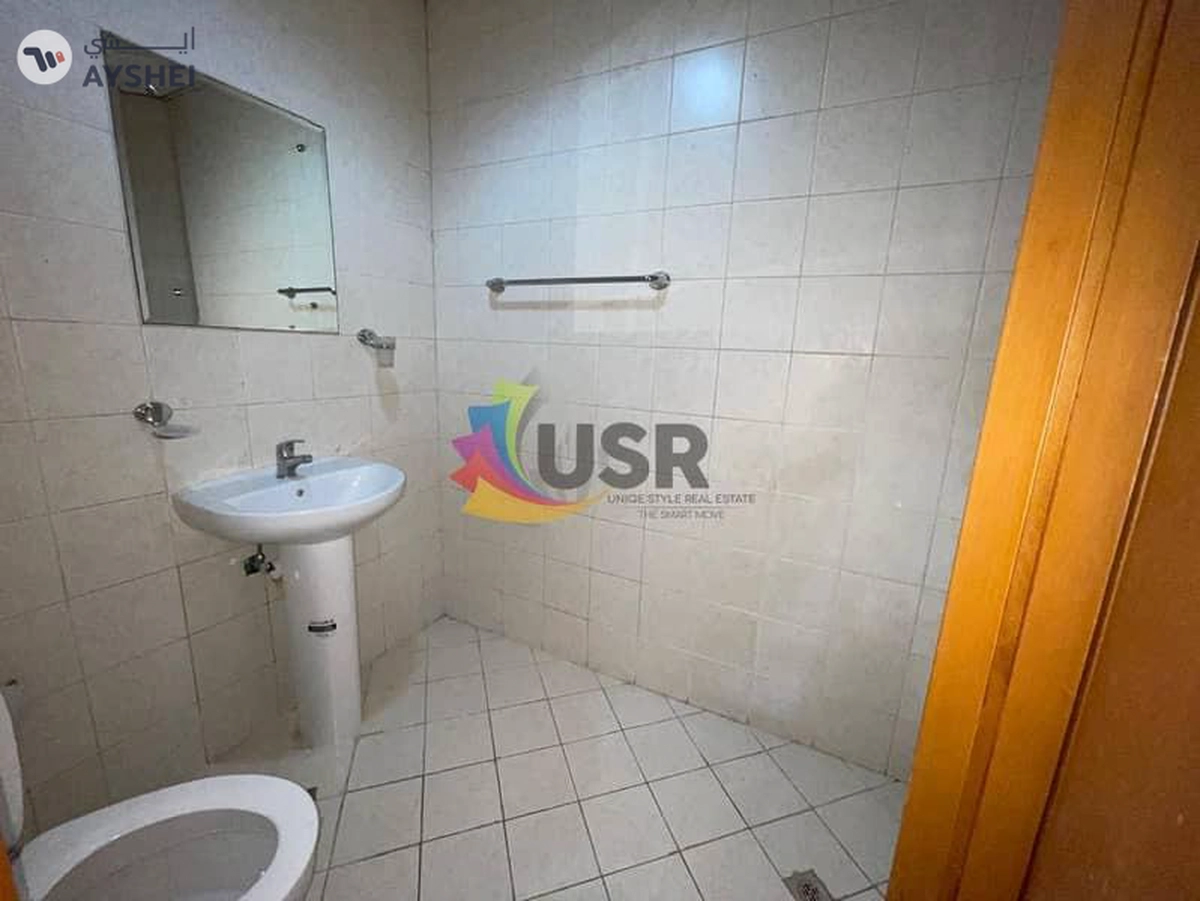 EXCELLENT 5 STAR BUILDING CHILLER 2BR W/ MAID'S AND LAUNDRY ROOM 135K-8-8