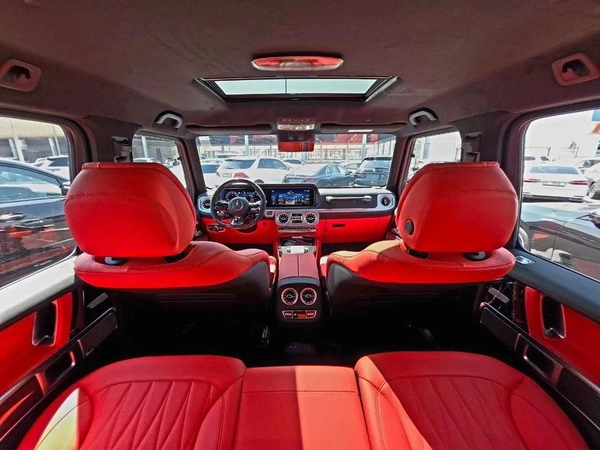 Mercedes Benz G63 AMG Double Night Package 5 Years Agency Warranty GCC - AED 1,120,000