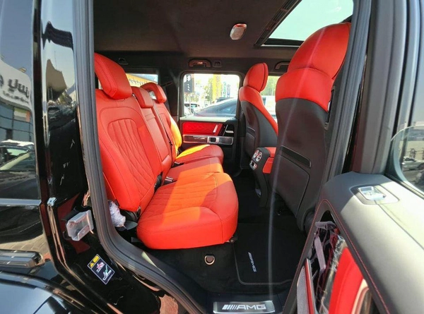 Mercedes Benz G63 AMG Double Night Package 5 Years Agency Warranty GCC - AED 1,120,000