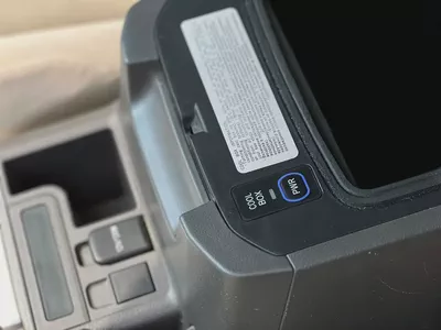 2022 Toyota Prado, EXR, V6, GCC, Screen, Camera Ref#1197-19