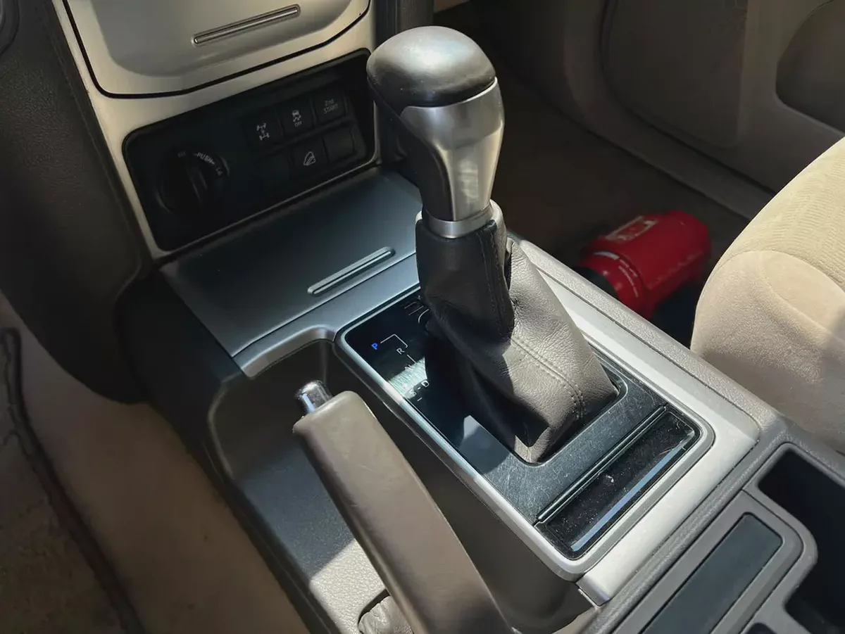 2022 Toyota Prado, EXR, V6, GCC, Screen, Camera Ref#1197-14-14