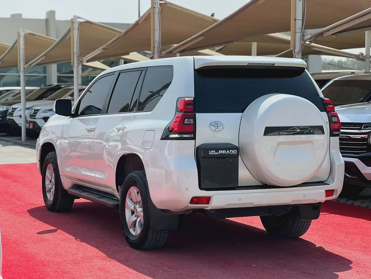 2022 Toyota Prado, EXR, V6, GCC, Screen, Camera Ref#1197-3-3