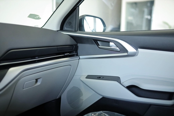 KIA CARENS 1.5L 7-SEATS MODEL 2025 GCC SPECS