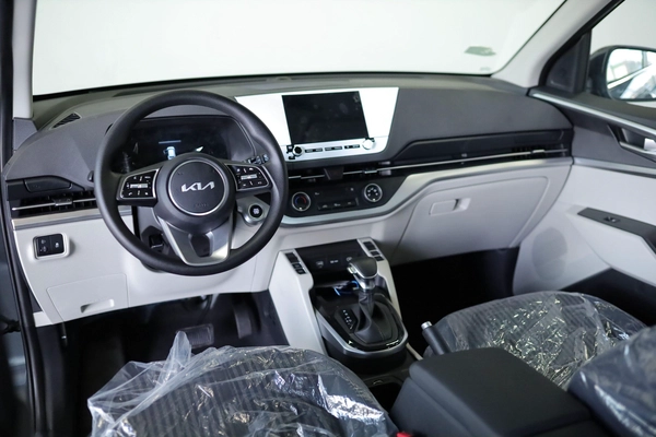 KIA CARENS 1.5L 7-SEATS MODEL 2025 GCC SPECS