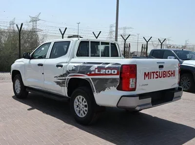 Mitsubishi L200 GL MITSUBISHI L-200 2.4L PETROL DCABIN 4X4-2