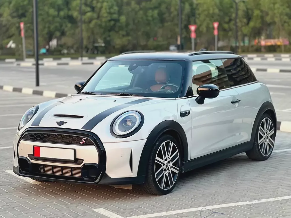 Mini Cooper S 2023-4-4