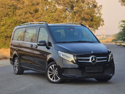 MERCEDES V-250 GCC 2023 // 2KEYS // PERFECT CONDITION // 8SEATS // ACCIDENT FREE-0