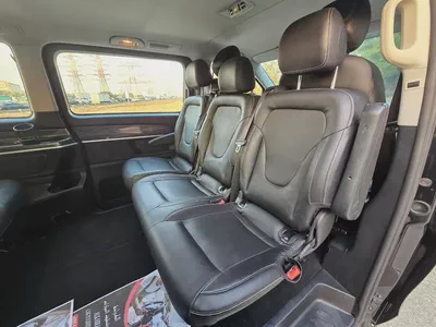 MERCEDES V-250 GCC 2023 // 2KEYS // PERFECT CONDITION // 8SEATS // ACCIDENT FREE-17