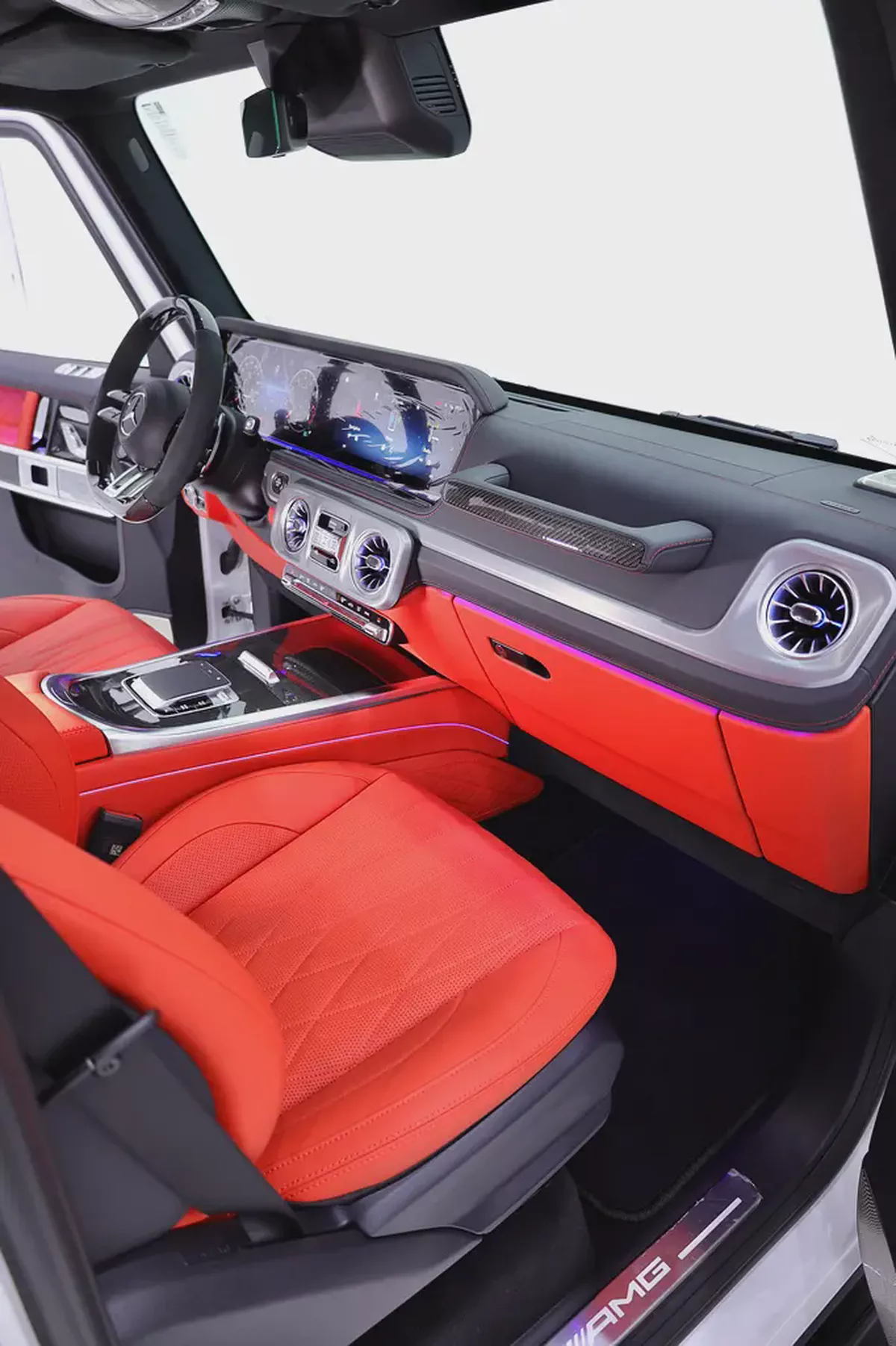 G63 GCC A22 DOUBLE NIGHT PACKAGE + CARBON INTERIOR + 5 YEARS WARRANTY + SERVICE FROM GARGASH-13-13
