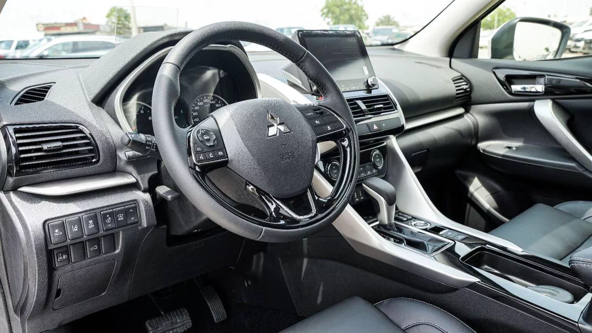 Mitsubishi Eclipse Cross GLAS HIGH LINE Brand New – 1.5L Petrol 4WD Automatic – H43 – GCC 2026 – Export Only-10-0