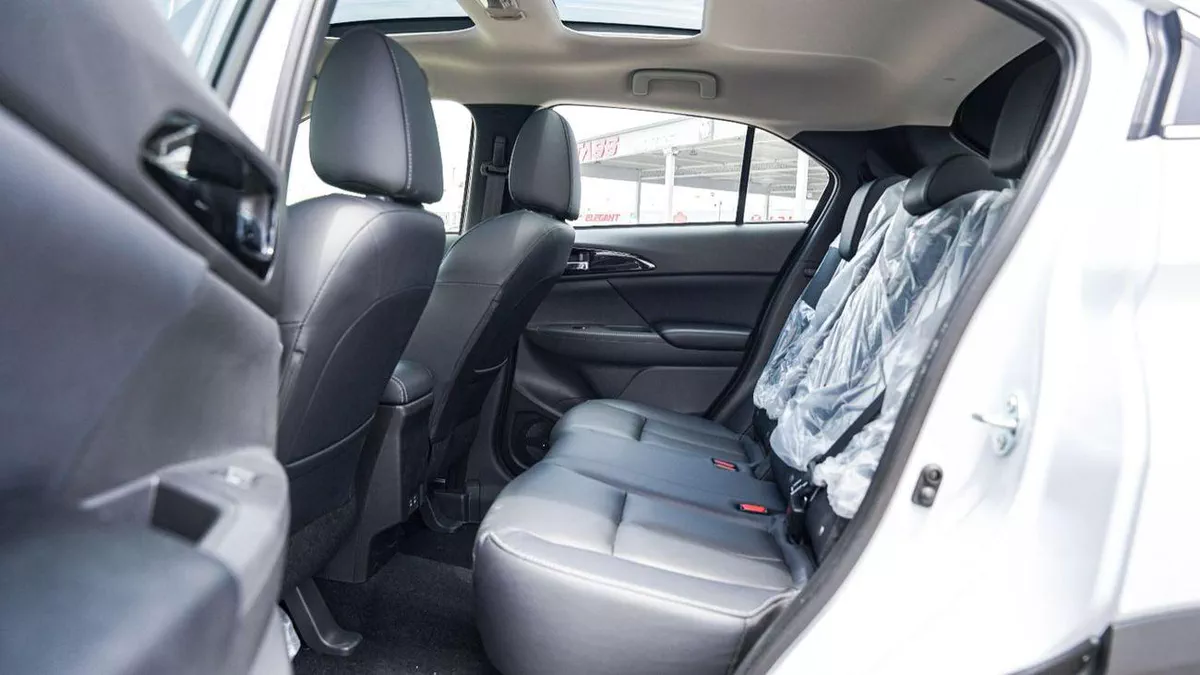 Mitsubishi Eclipse Cross GLAS HIGH LINE Brand New – 1.5L Petrol 4WD Automatic – H43 – GCC 2026 – Export Only-18-0