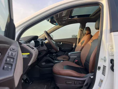 Hyundai Tucson  2014 Hyundai Tucson 2.4L V4 - Rear Camera - panoramic sunroof - Leather Seats-10