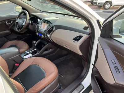 Hyundai Tucson  2014 Hyundai Tucson 2.4L V4 - Rear Camera - panoramic sunroof - Leather Seats-13