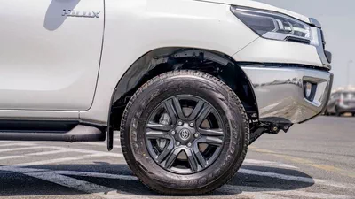 Toyota Hilux SGLX TOYOTA HILUX DC 2.7P MT 4X4 MY2023 – WHITE-7