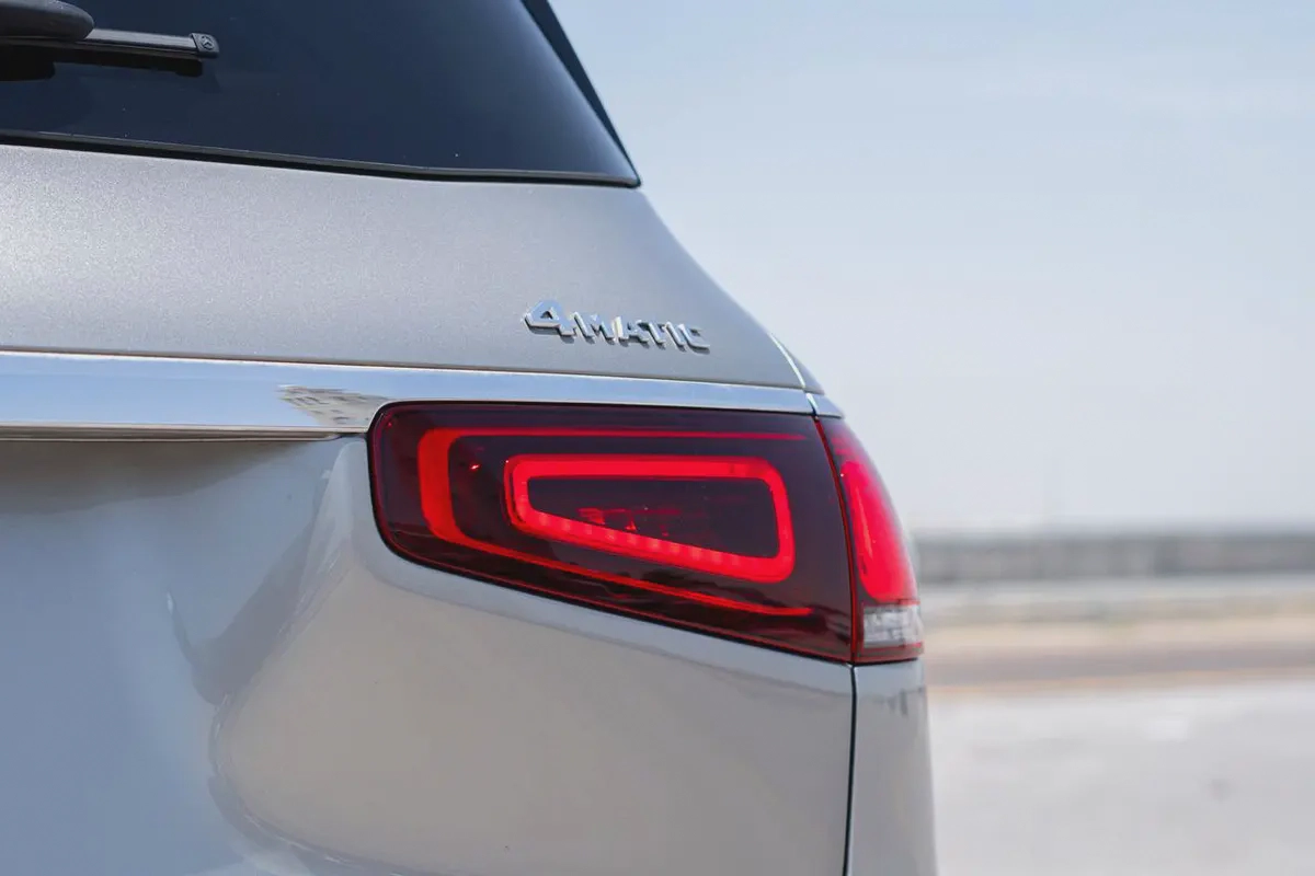 Mercedes-Benz GLS 450 4MATIC 2020-4-4