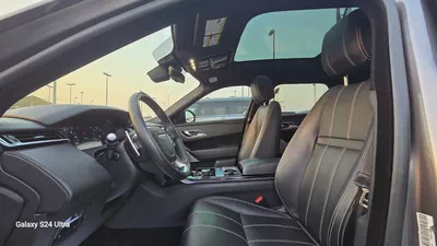 2018 Land Rover Range Rover Velar R-Dynamic SE | Low Mileage | Luxury SUV-8