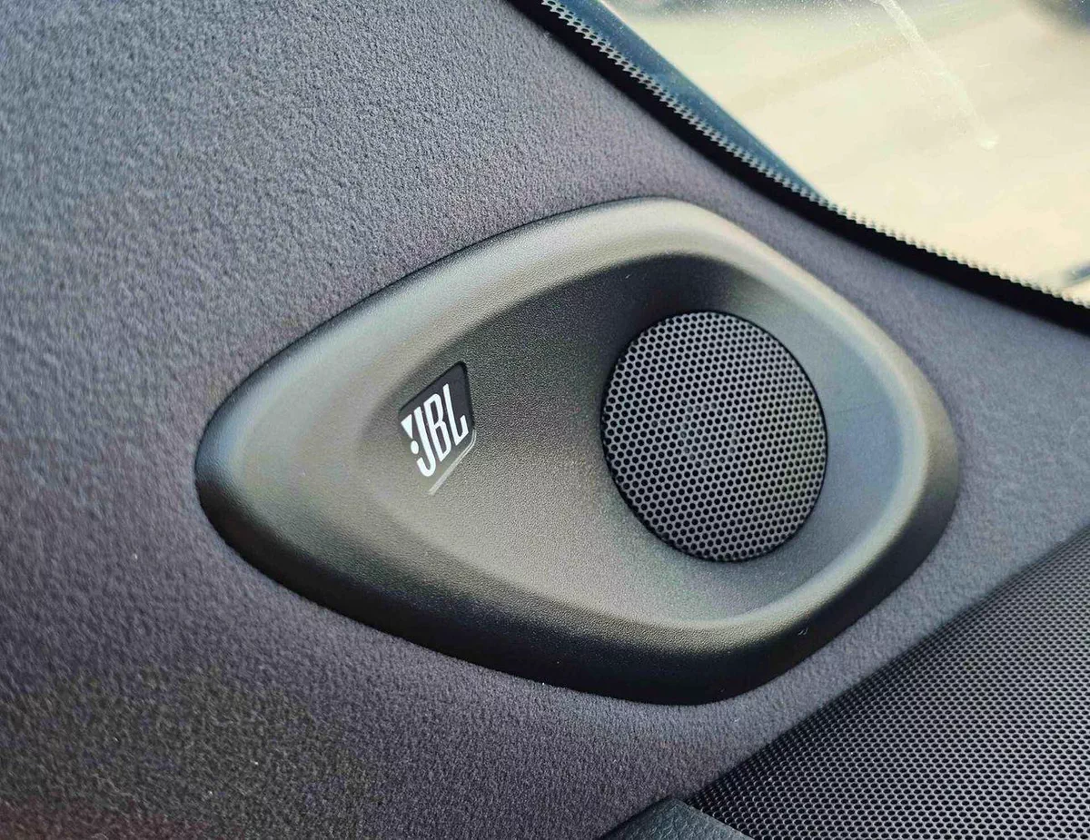 Toyota Land Cruiser VXR 3.3L Diesel Top Variant With RADAR | HUD | BIG DVD | JBL | GCC Specs (CODE # VXR-Z)-6-0