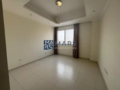 | Luxerious 4 Bedroom Villa | Big Garden |-15