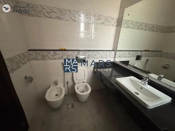 | Luxerious 4 Bedroom Villa | Big Garden |