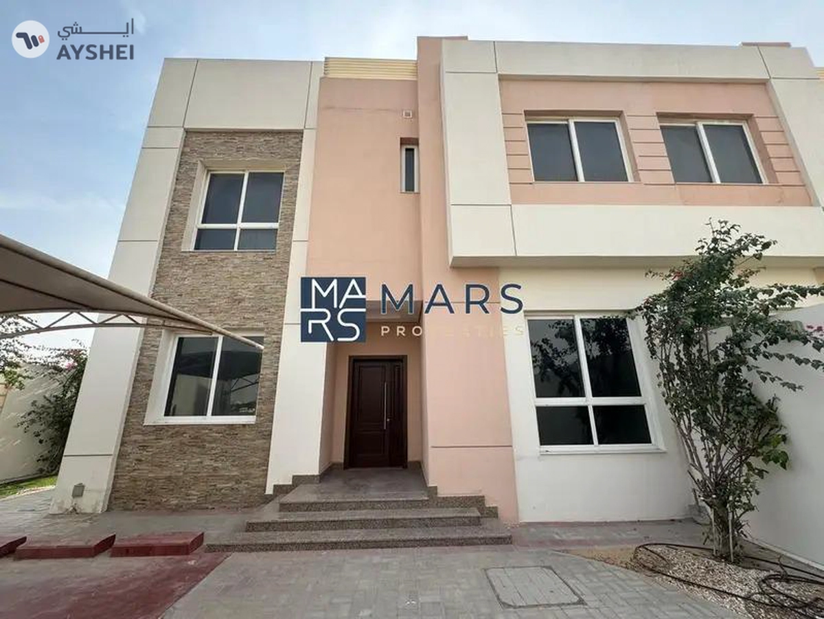 | Luxerious 4 Bedroom Villa | Big Garden |-19-19