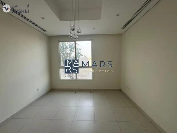 | Luxerious 4 Bedroom Villa | Big Garden |