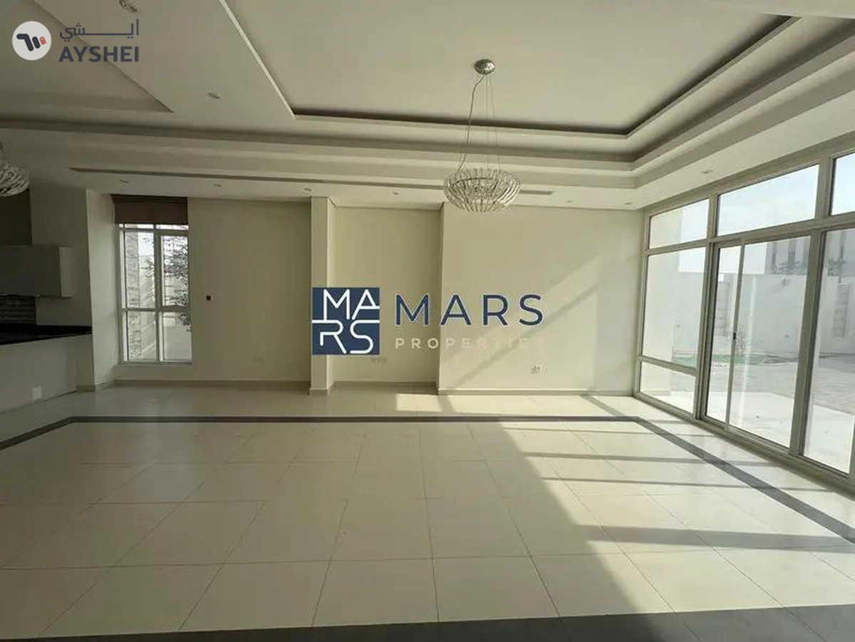 | Luxerious 4 Bedroom Villa | Big Garden |-5-5