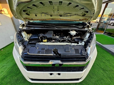 Toyota Hiace GL PASSENGER/ PATROL MANUAL/ 3.5 V6/ LOW MILEAGE-5