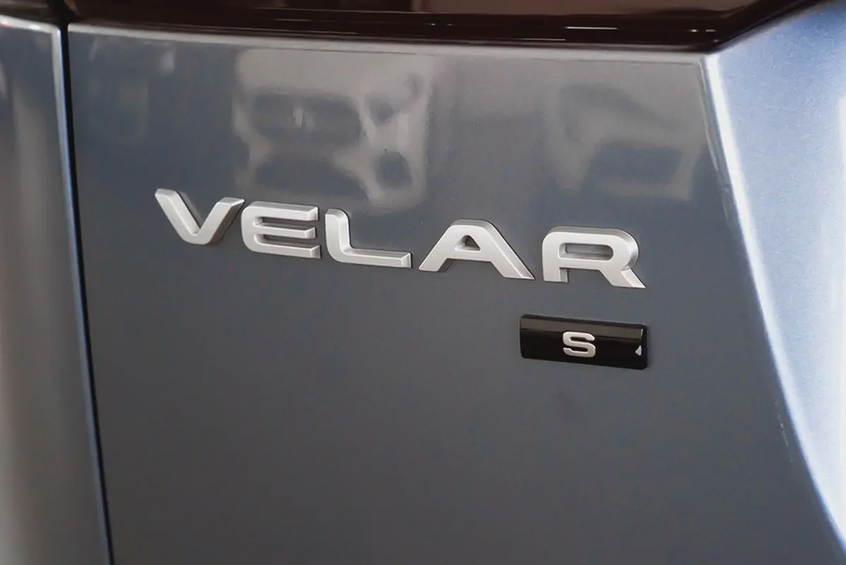3,303 AED / 60 month’s | 0% DP | 2021 Range Rover Velar P250 S / Full-Service History-14-14