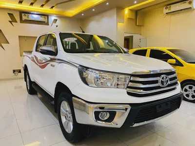 Toyota Hilux SR5 2020 GCC Specs - Excellent Condition-2