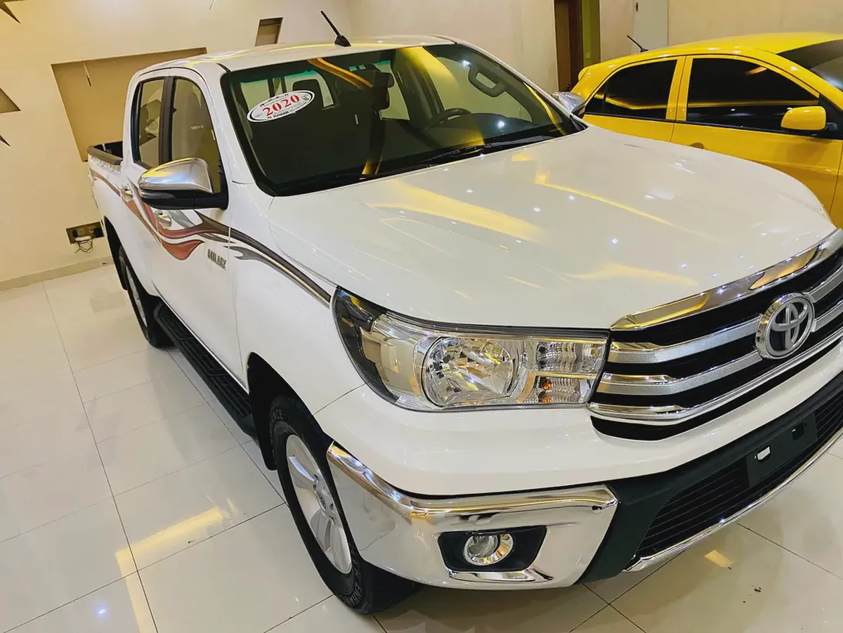 Toyota Hilux SR5 2020 GCC Specs - Excellent Condition-11-11