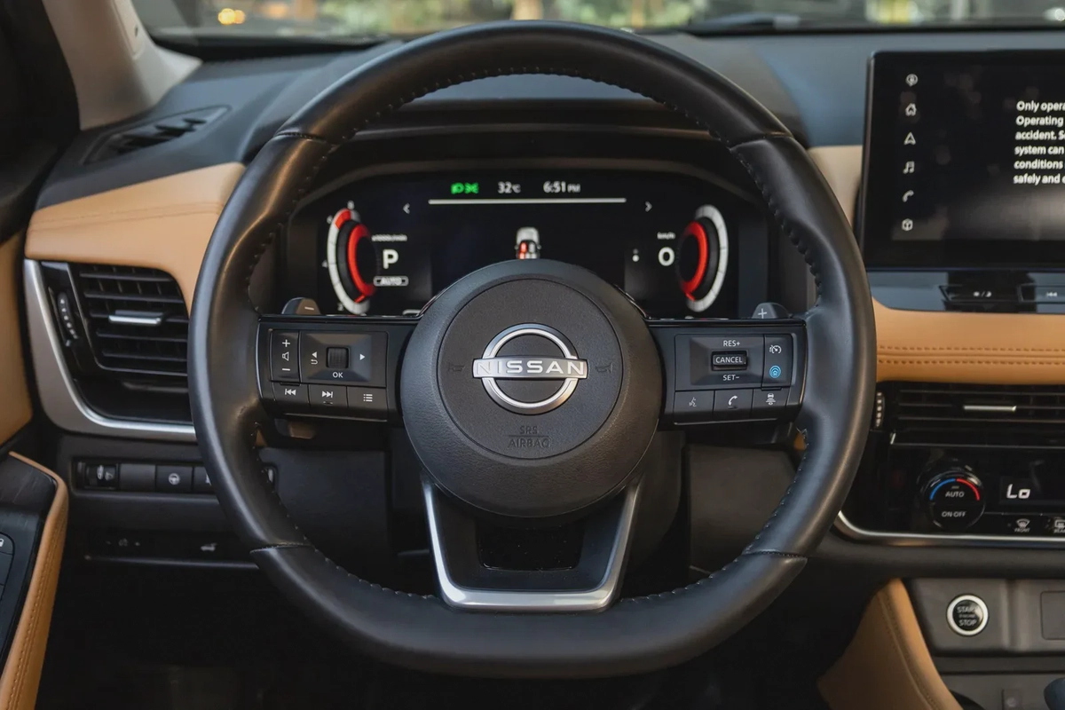 Nissan X-Trail 2023-8-8