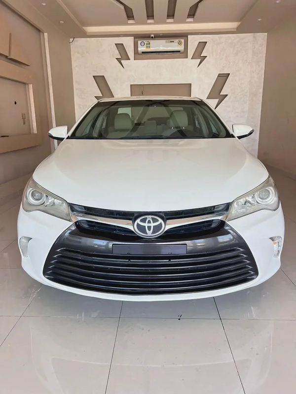 GCC Specs Toyota Camry SE 2017 - Excellent Condition