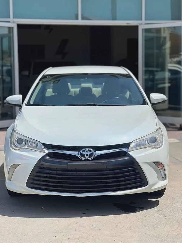 GCC Specs Toyota Camry SE 2017 - Excellent Condition