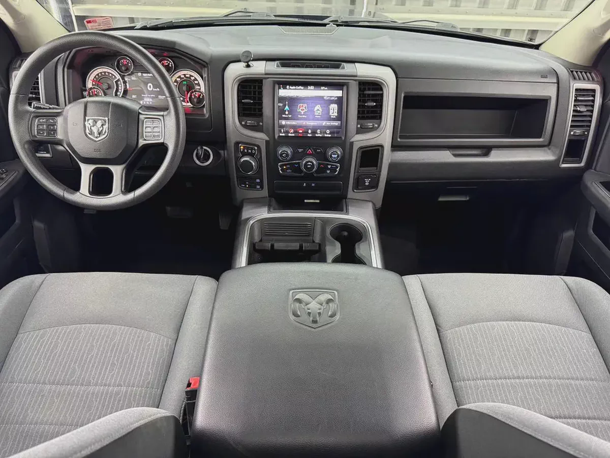 Dodge Ram 1500 | HEMI 5.7 L V8 VVT | GCC | Original Paint | Full service History-16-16