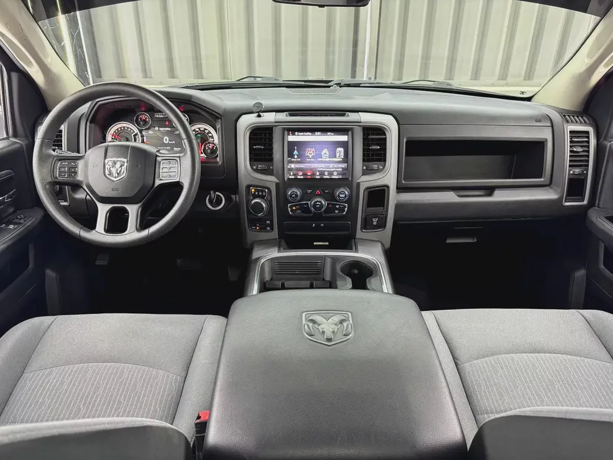 Dodge Ram 1500 | HEMI 5.7 L V8 VVT | GCC | Original Paint | Full service History-17-17